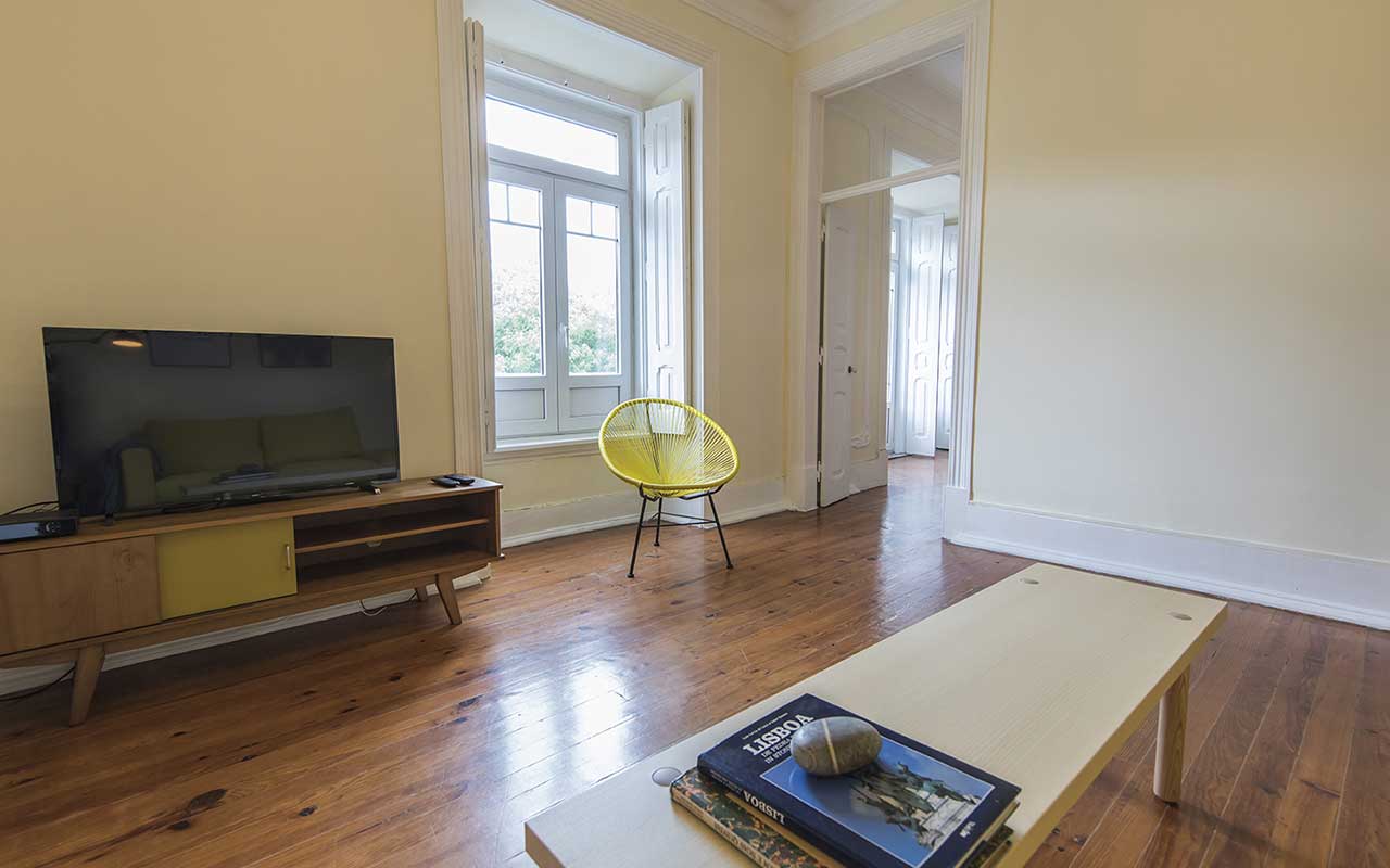 saldanha-charming-palace-living-room