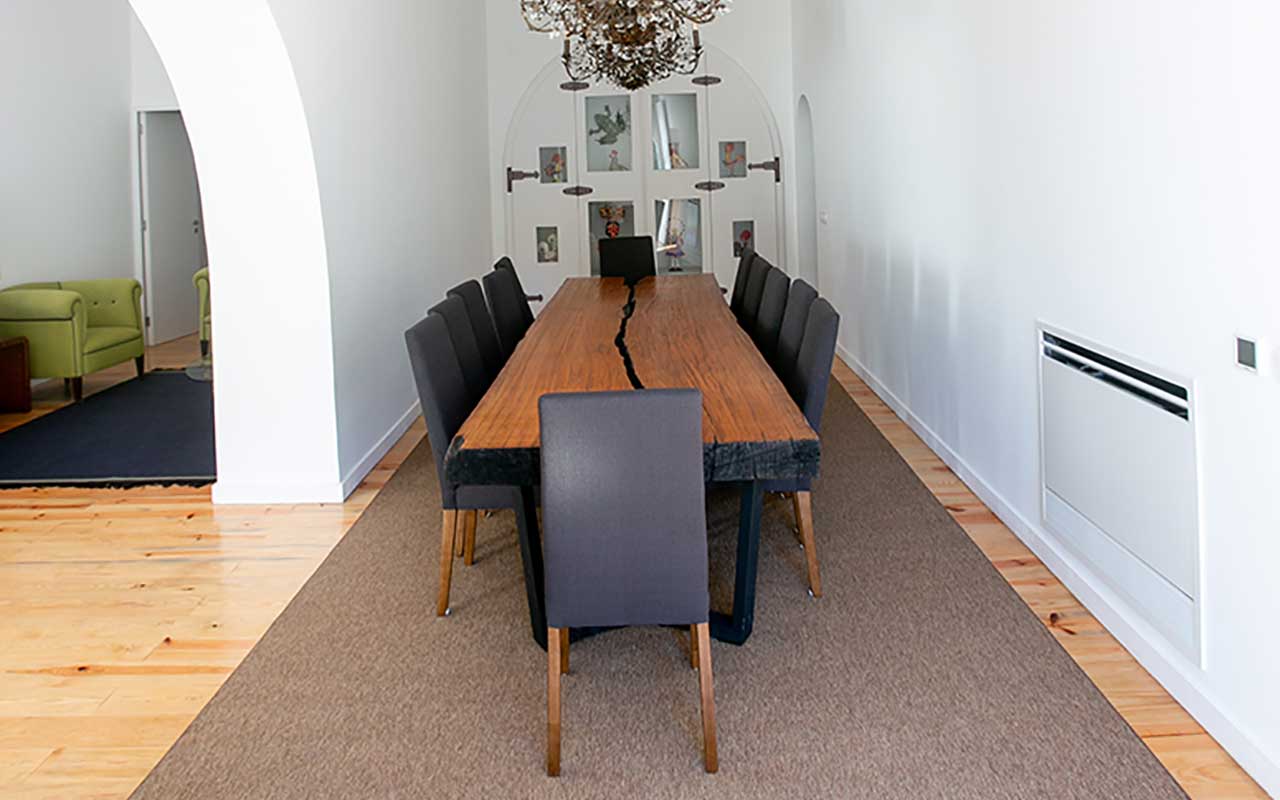 exclusive-luxury-villa-in-sintra-dining-room