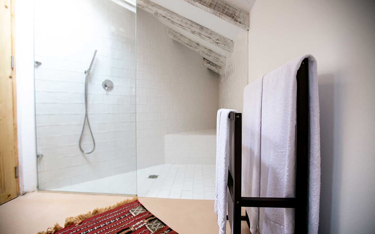 exclusive-luxury-villa-in-sintra-bathroom