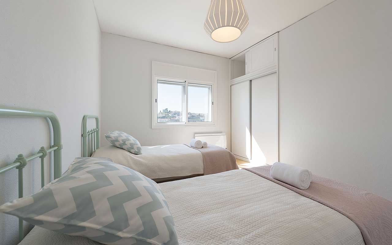 villa-d ouro-porto-bedroom