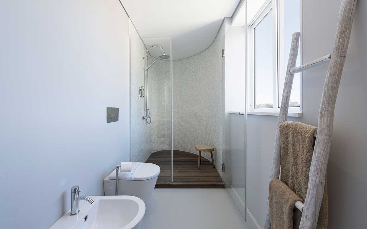 villa-d ouro-porto-bathroom