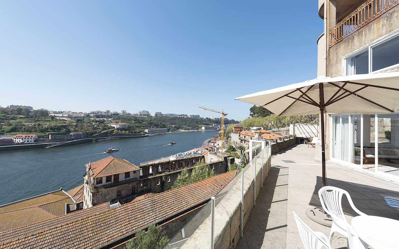 villa-d ouro-porto-terrace