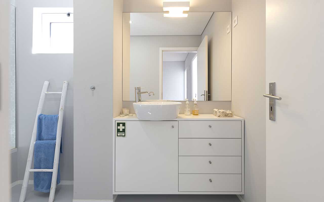 villa-d ouro-porto-bathroom