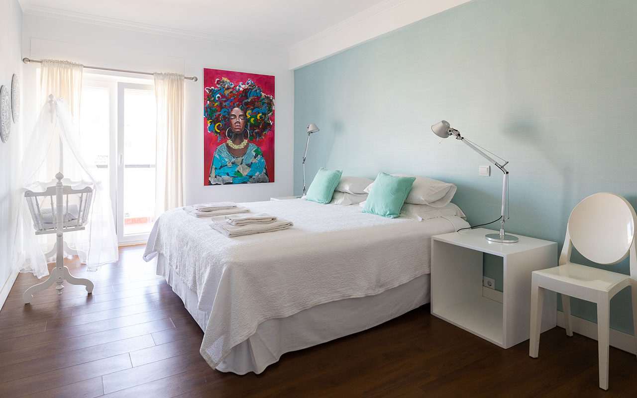 estoril-beach-apartment-bedroom