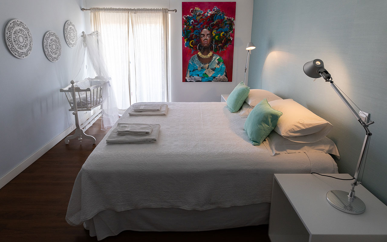 estoril-beach-apartment-bedroom