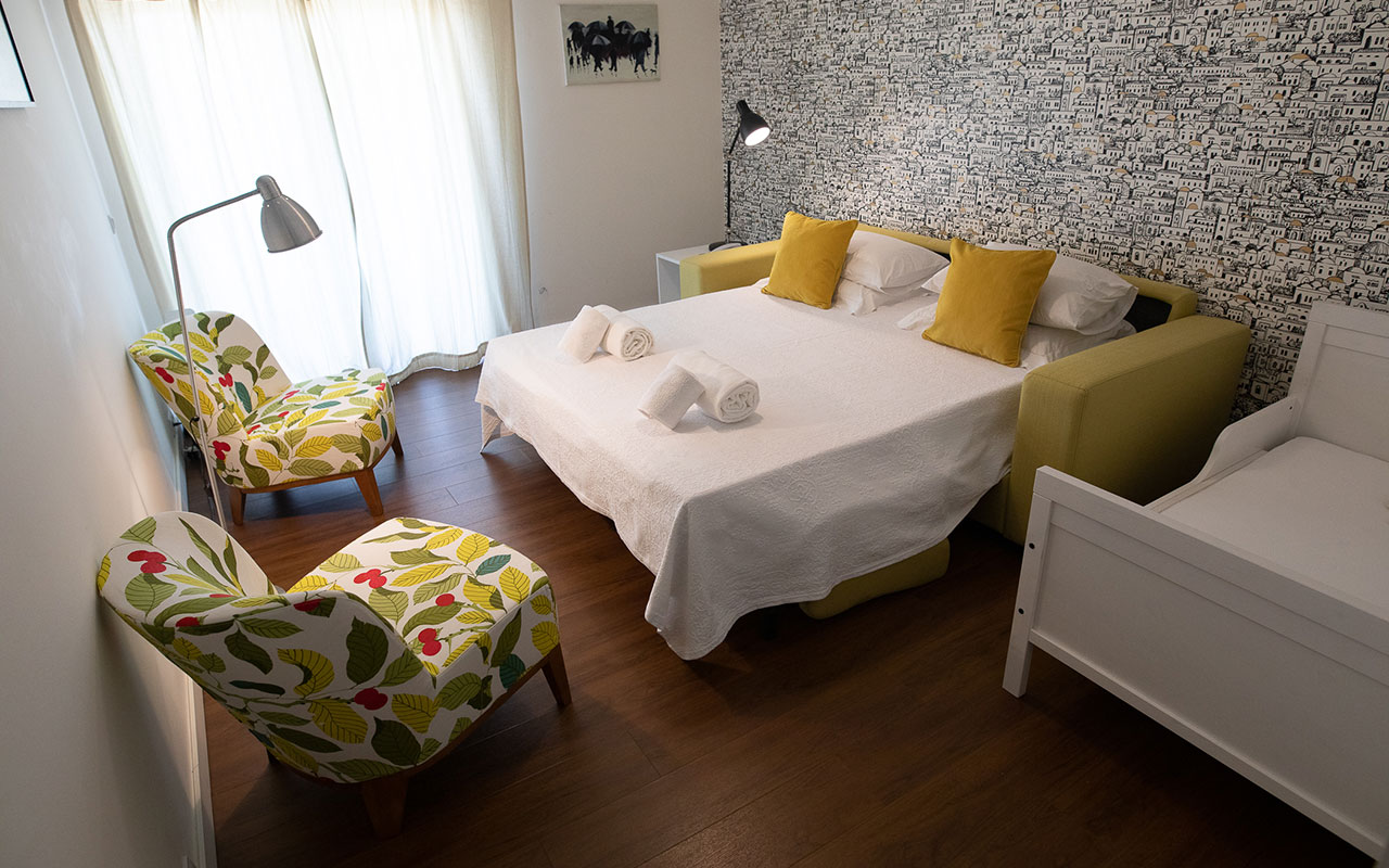 estoril-beach-apartment-bedroom