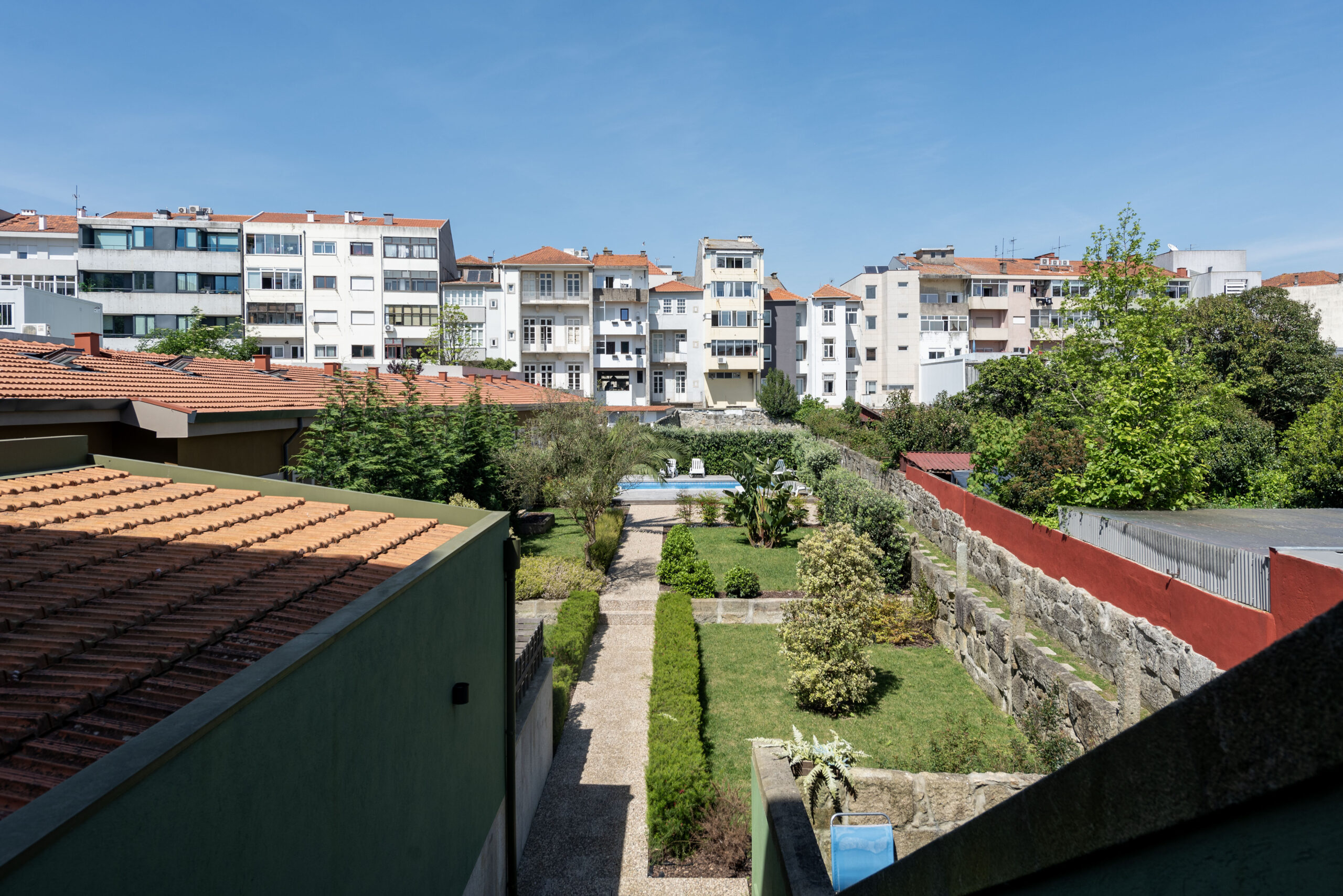 Chic Porto Hideaway Pool and Garden