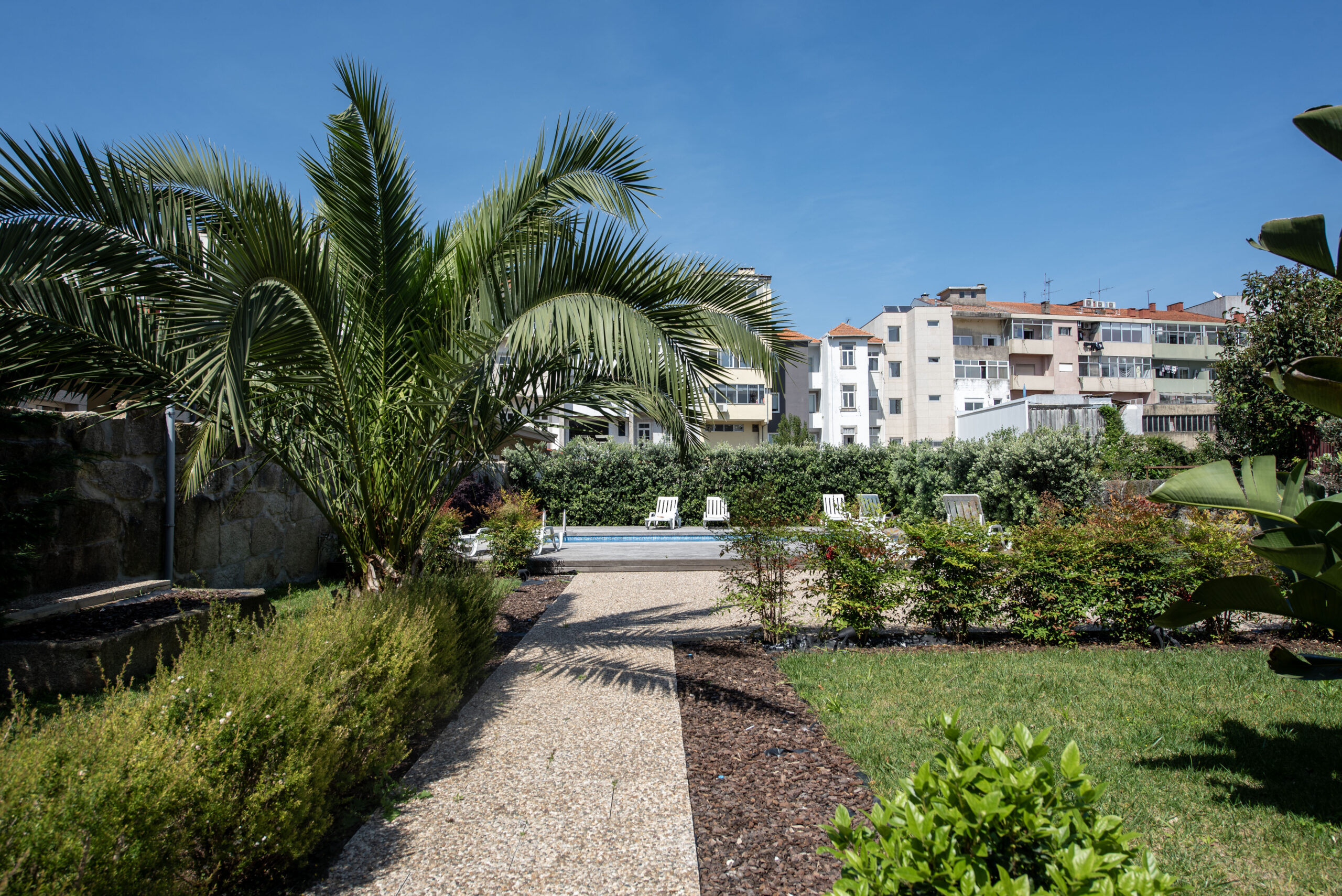 Chic Porto Hideaway Pool and Garden